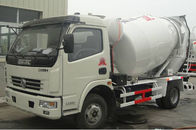 Porcellana 3 piccoli camion concreti di capacità M3, camion concreto del miscelatore di cemento di Dongfeng 4X2 fabbrica