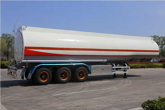7000 galloni portabile Diesel Fuel Tanker rimorchio Serbatoio di olio 3 assi Acciaio al carbonio